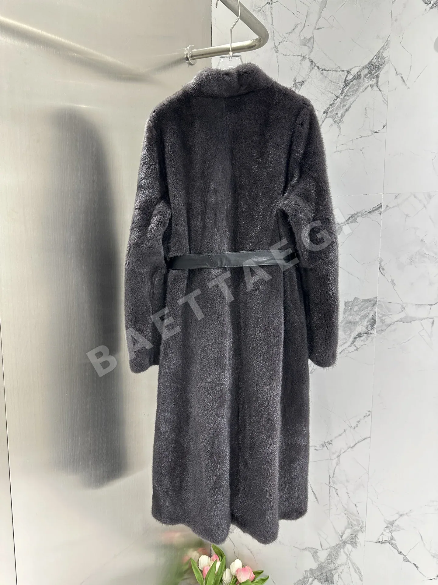 디올 오뜨꾸뛰르 메티에다르 여성 자켓 상세 이미지 8