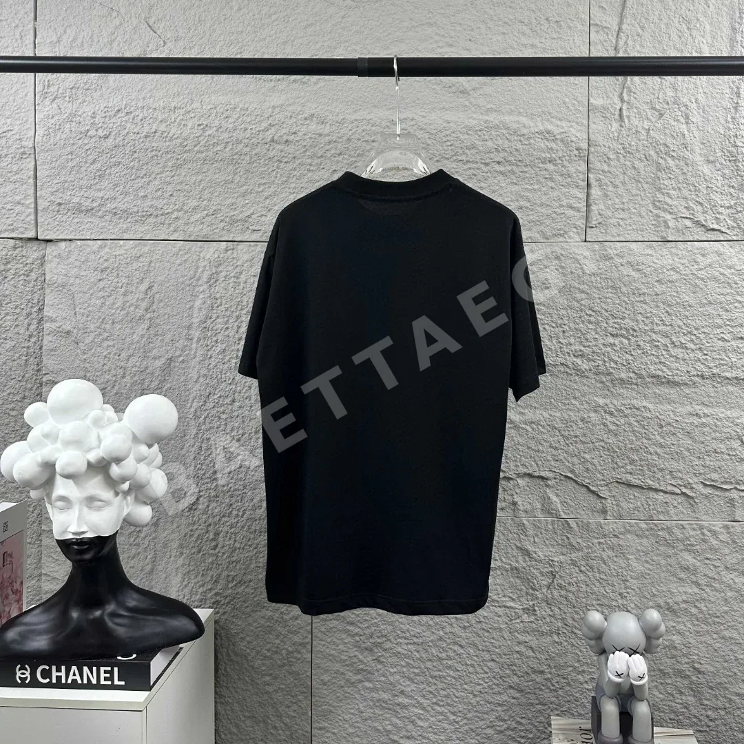 몽클레르 레터 프린트 커스텀 코튼 반팔 티셔츠 상세 이미지 5