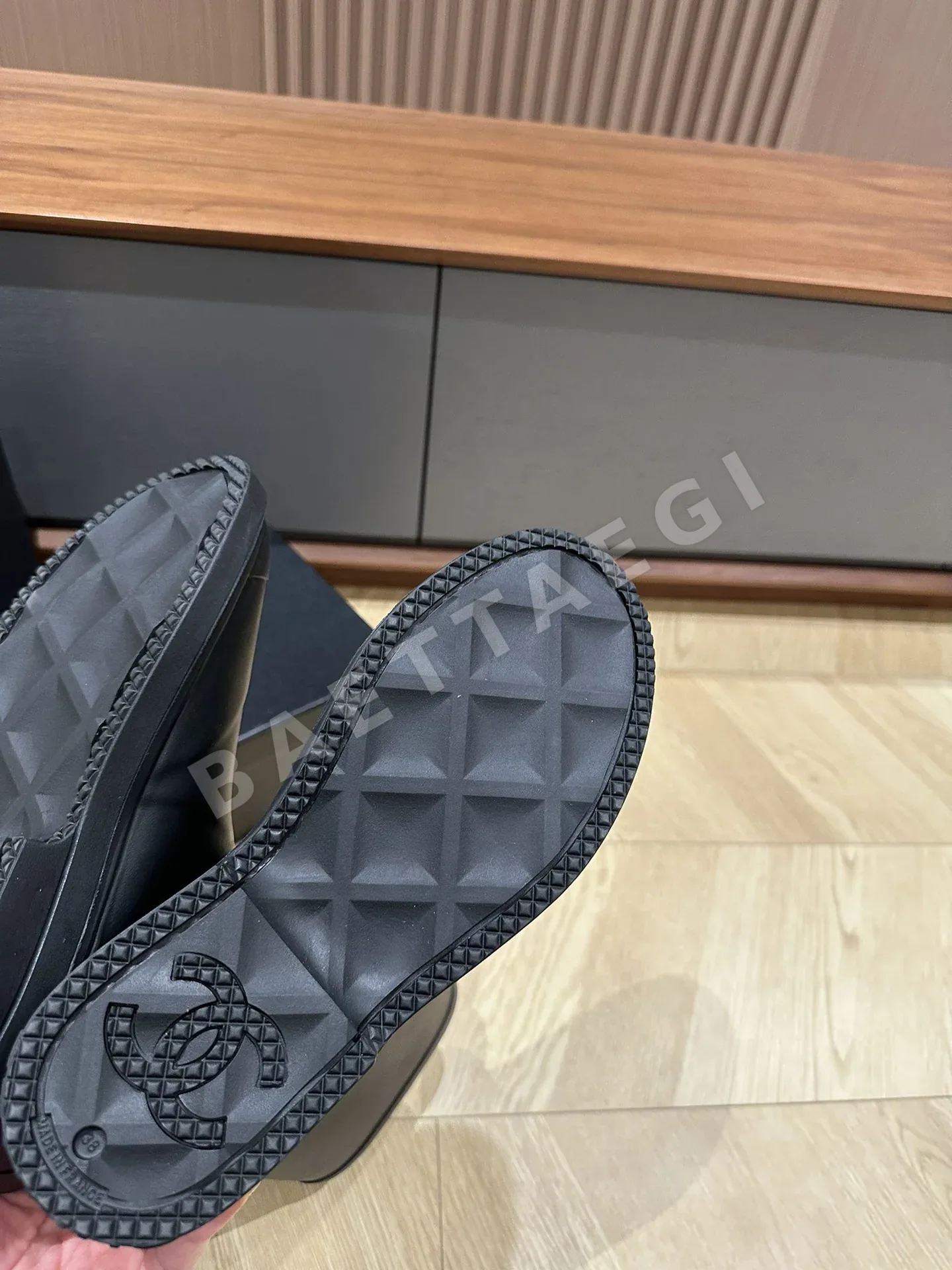 샤넬 레인부츠 상세 이미지 8