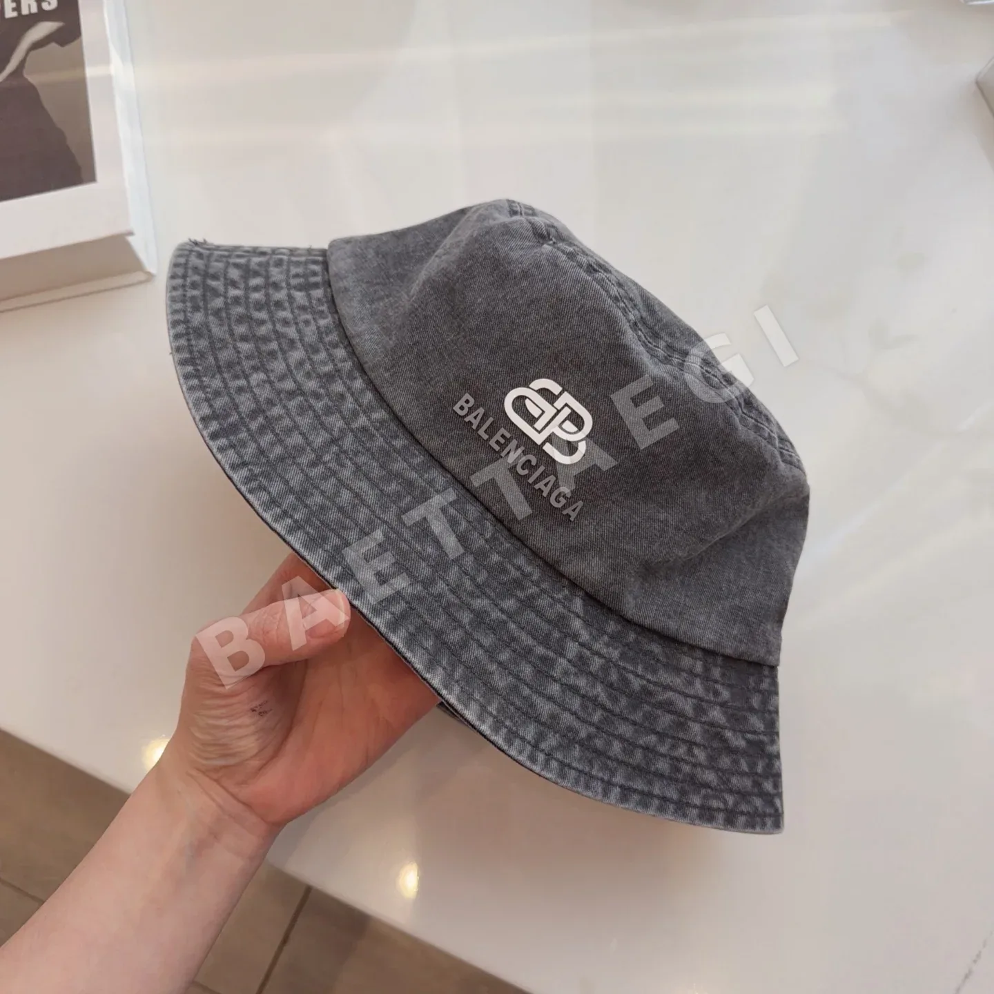 발렌시아가 피셔맨 버킷햇 모자 상세 이미지 9