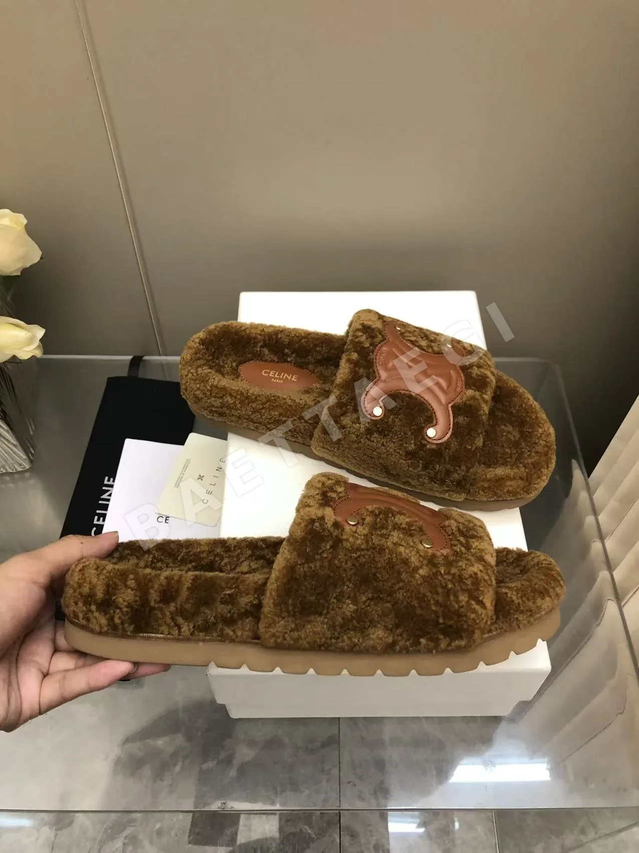 셀린느 울 자수 로고 슬리퍼 상세 이미지 2
