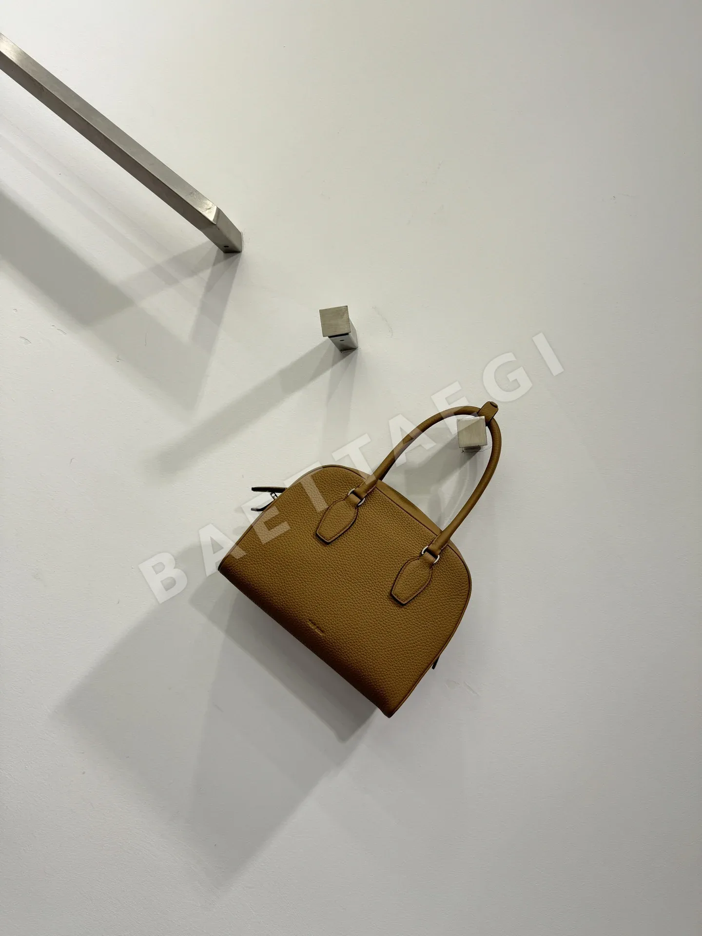 더로우 가방 75920