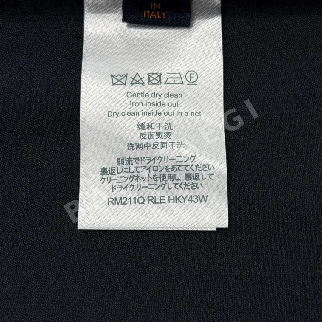 루이비통 LV 로고 자수 후드 나일론 남성 자켓 상세 이미지 9