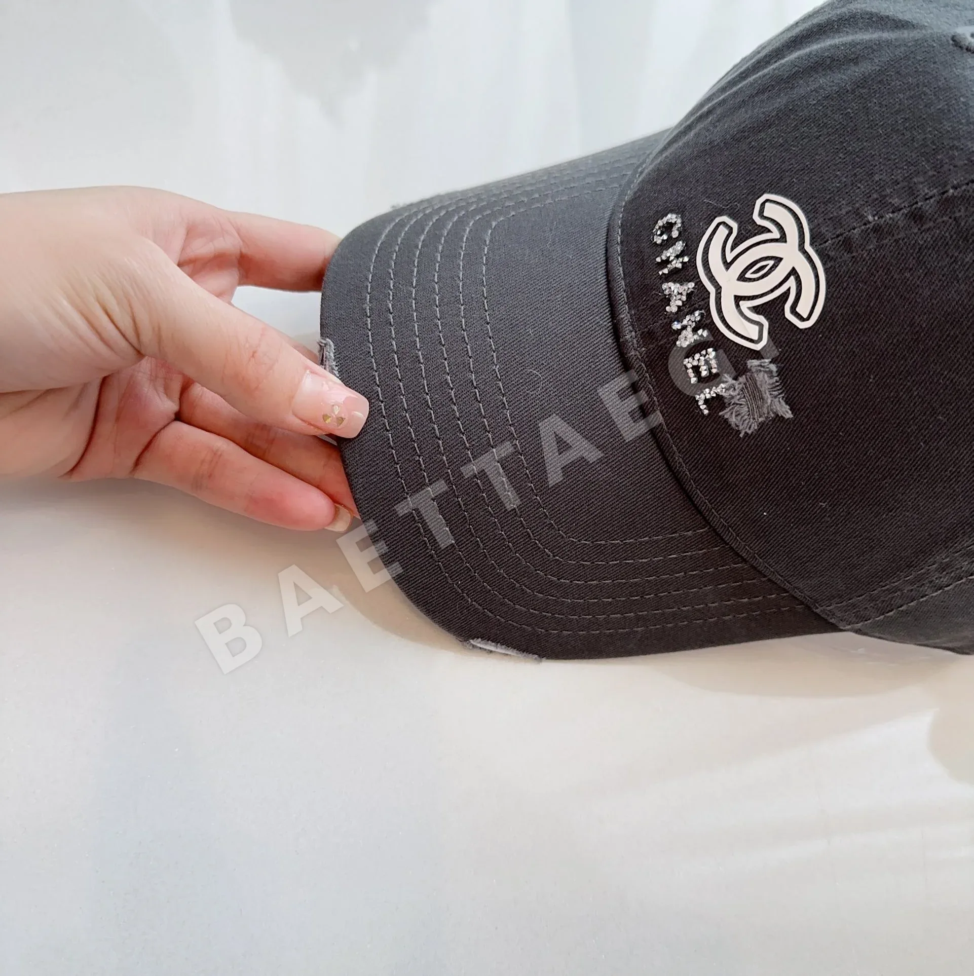 샤넬 데미지 코튼 베이스볼 모자 상세 이미지 6