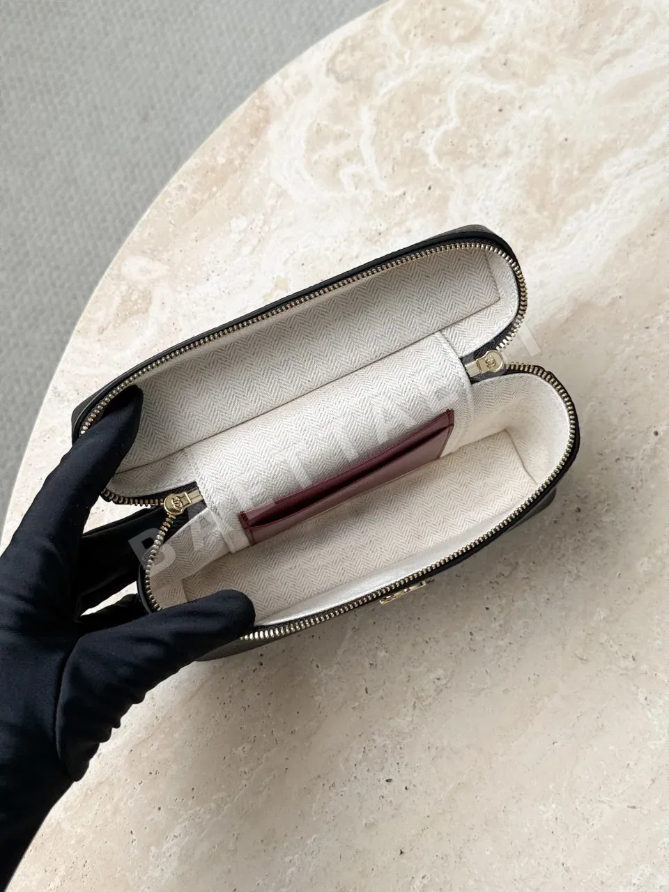 샤넬 블랙 골드 미니 숄더백 AS5346 상세 이미지 9