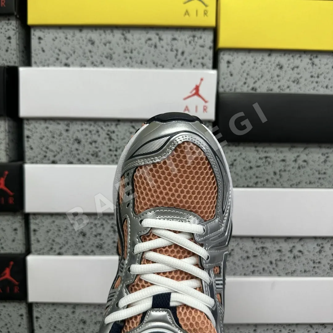 아식스 [LZ] 젤 카야노 14 1203A537-201 200569 Asics Gel-Kayano 14 Sepia Pure Silver 상세 이미지 2