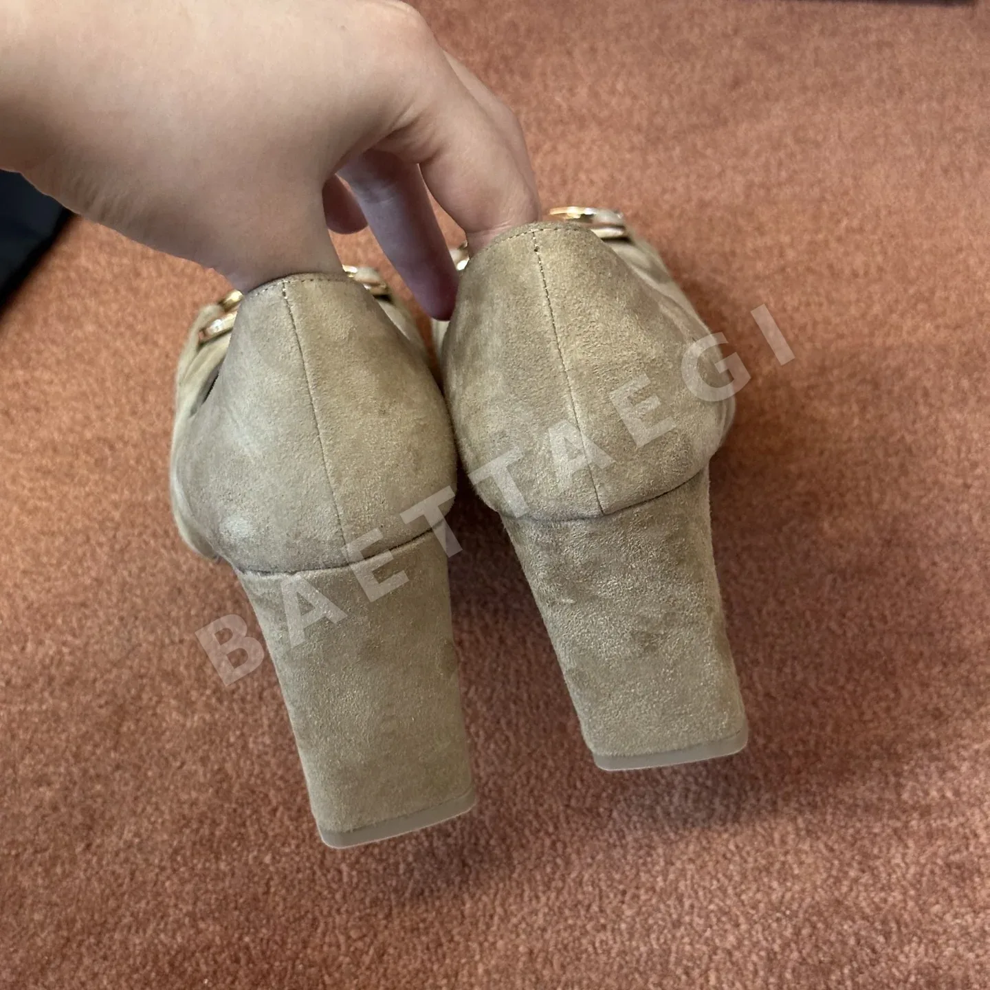 샤넬 플랫 가죽 더블 C 로고 상세 이미지 8