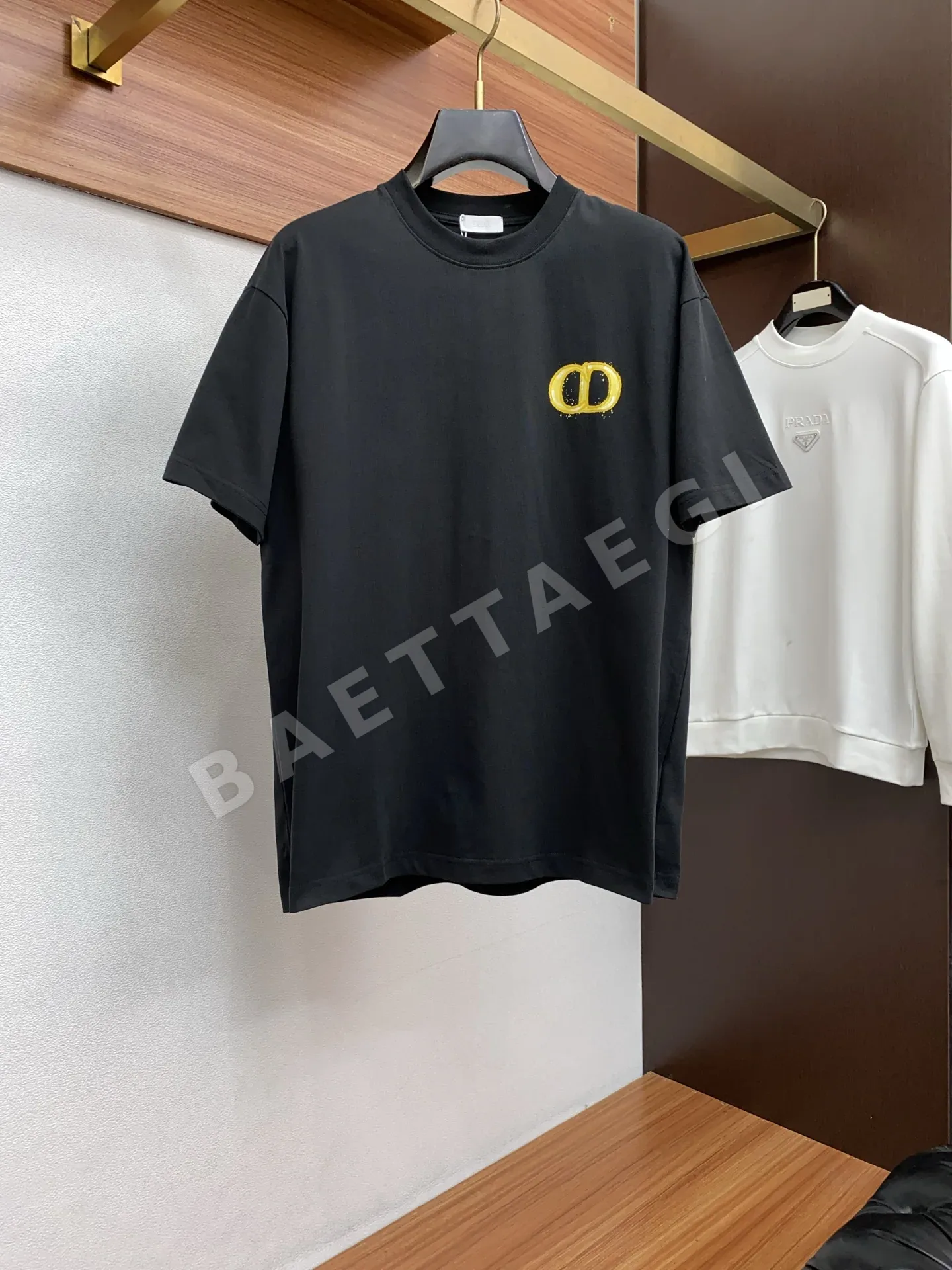 디올 크루넥 코튼 반팔 티셔츠 47355