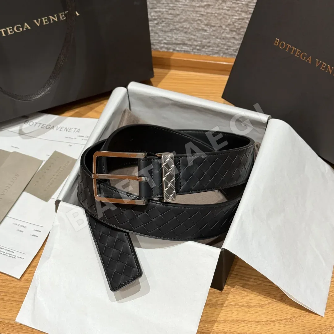 보테가베네타 인트레치오 루프 소가죽 벨트 177040