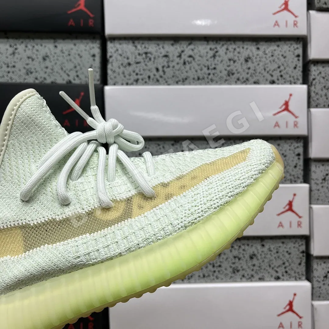 아디다스 [XQ] 이지 부스트 350 V2 EG7491 200780 Adidas Yeezy Boost 350 V2 Hyperspace 상세 이미지 6