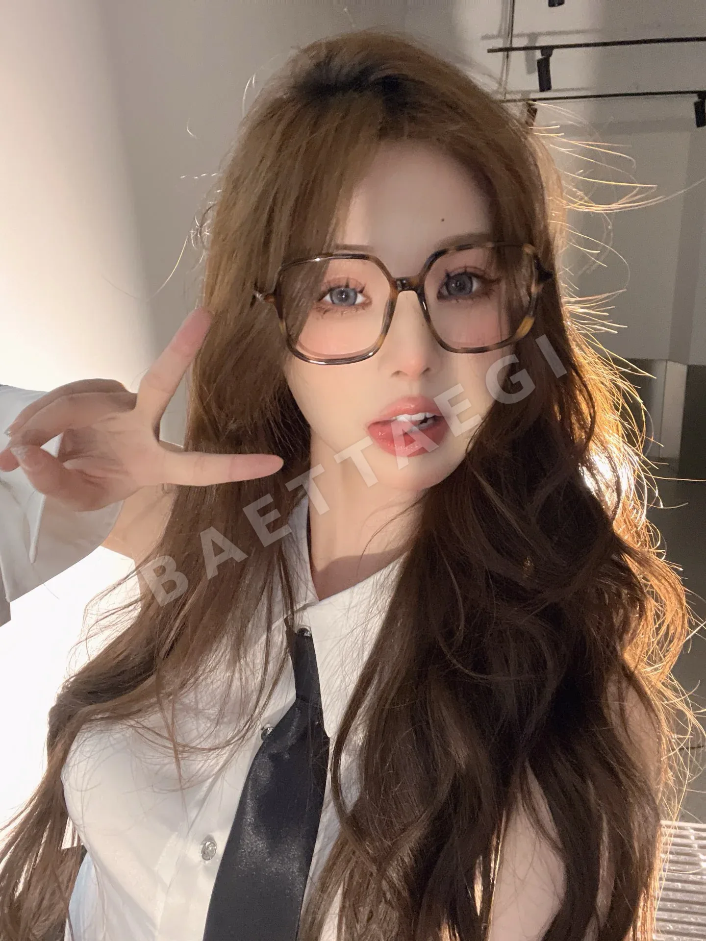 디올 미니 씨디 오 선글라스 상세 이미지 4