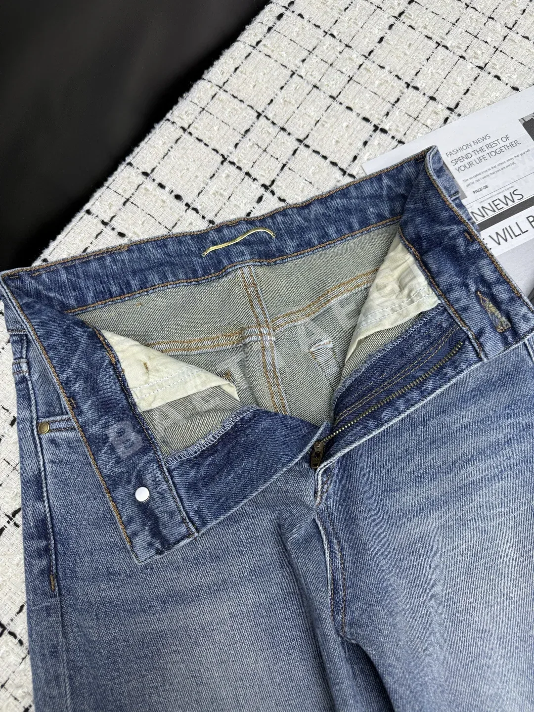 생로랑 크롭드 여성 바지 상세 이미지 6