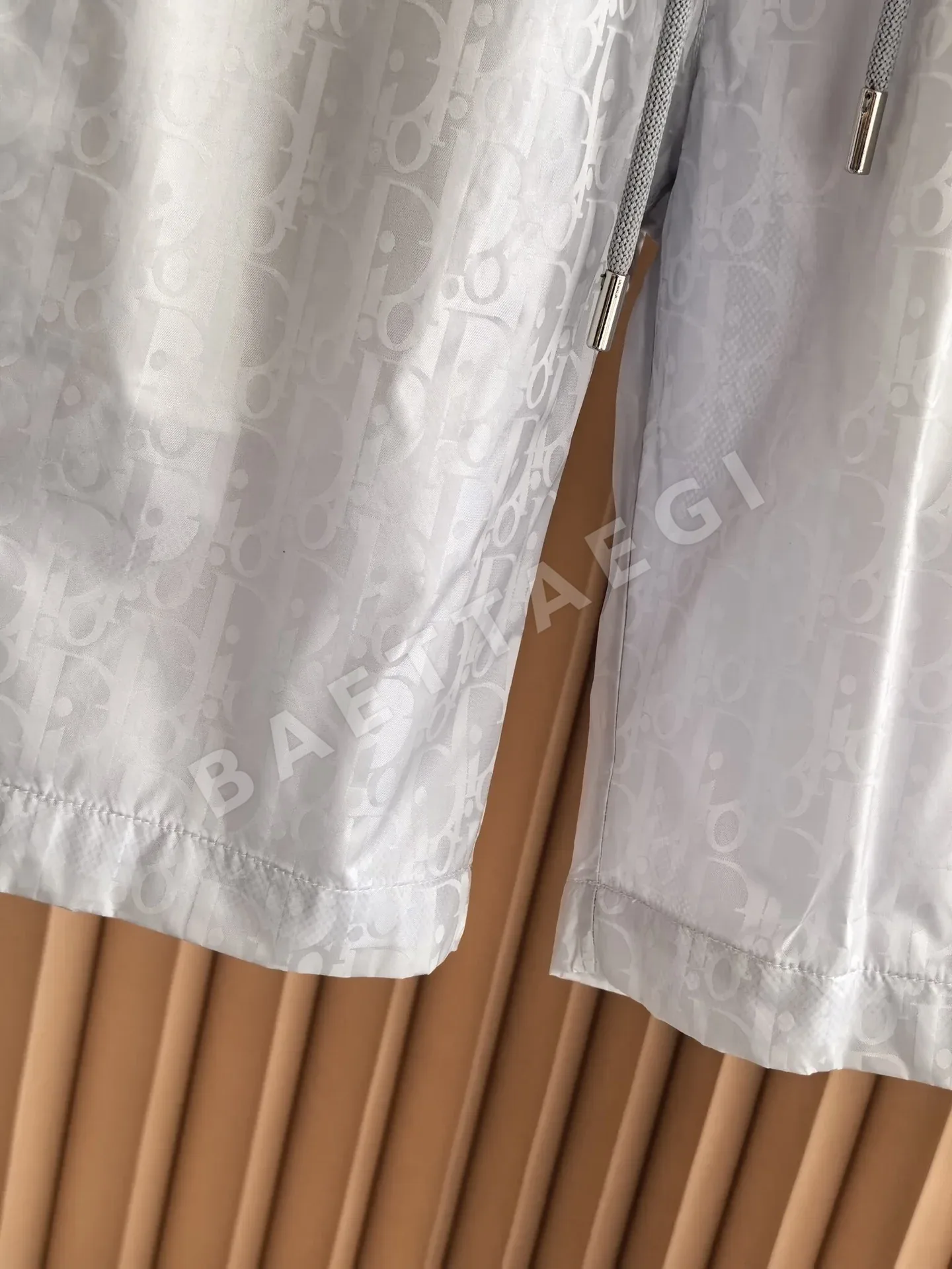 디올 프린트 코튼 오버핏 반바지 상세 이미지 6