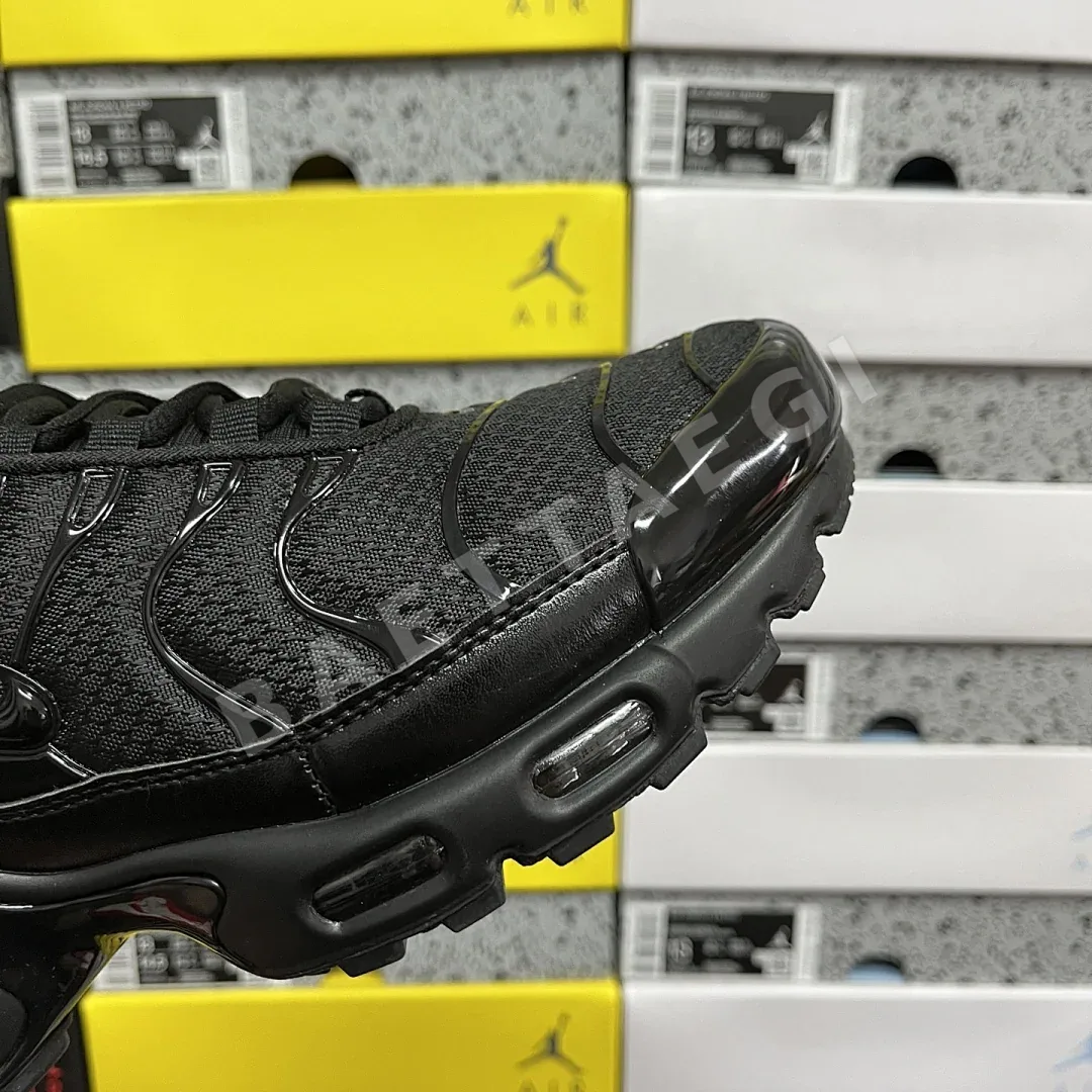 나이키 [DF] 에어 맥스 플러스 604133-050 201063 Nike Air Max Plus Triple Black 상세 이미지 6