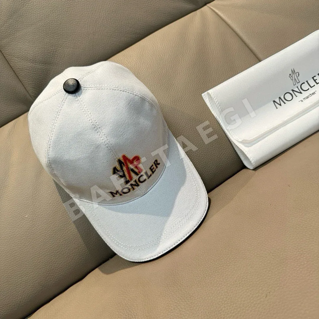 몽클레르 3D 자수 베이스볼 모자 상세 이미지 2