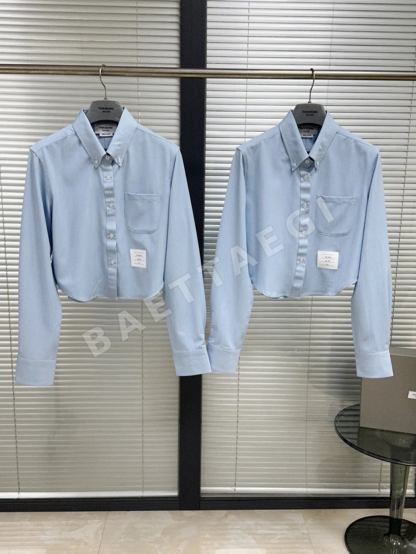 톰브라운 명품 블루 긴팔 셔츠 여성의류 레플리카 46331 Thom Browne Women Shirt 상세 이미지 2