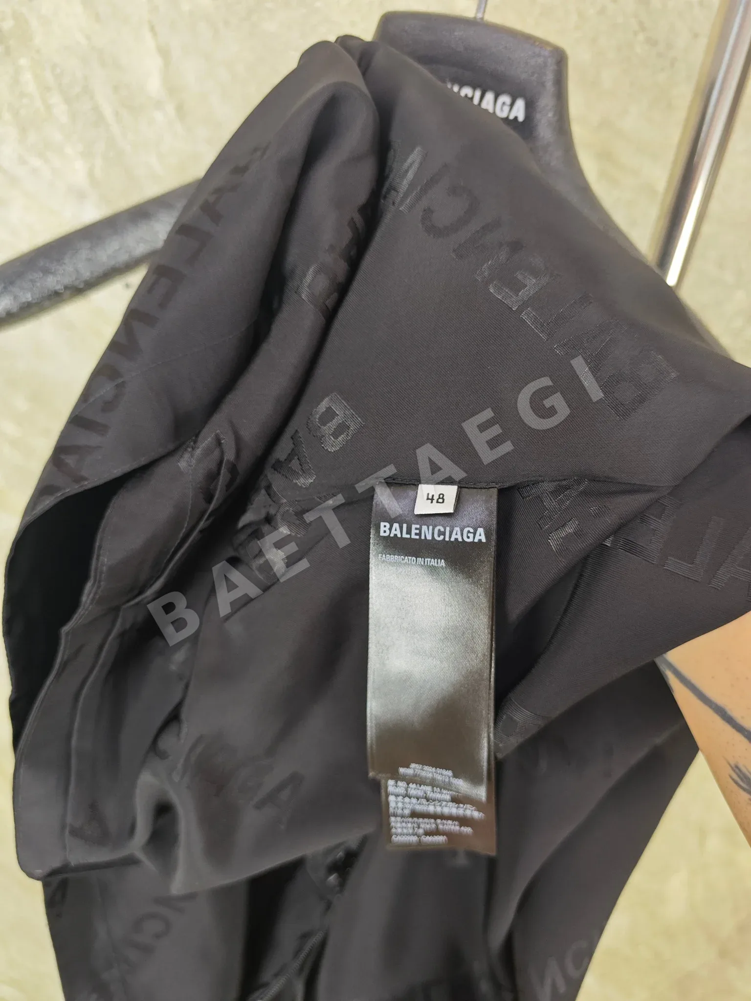 발렌시아가 멀베리 실크 자카드 남성 자켓 상세 이미지 8