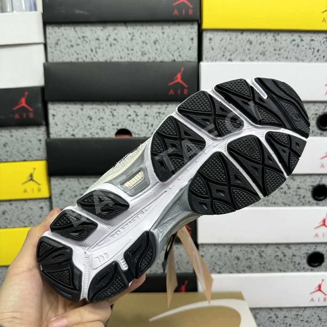 아식스 [WZ] 젤 NYC 1203A788-101 200376 Asics Gel-NYC White Grey Midnight 상세 이미지 7