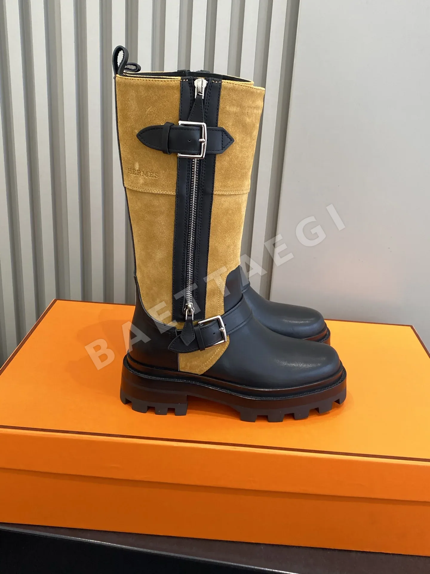 에르메스 점핑 부츠 송아지가죽 버클과 지퍼 178787