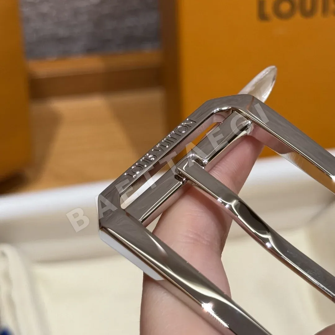 루이비통 캔버스 카프스킨 남성 벨트 상세 이미지 7