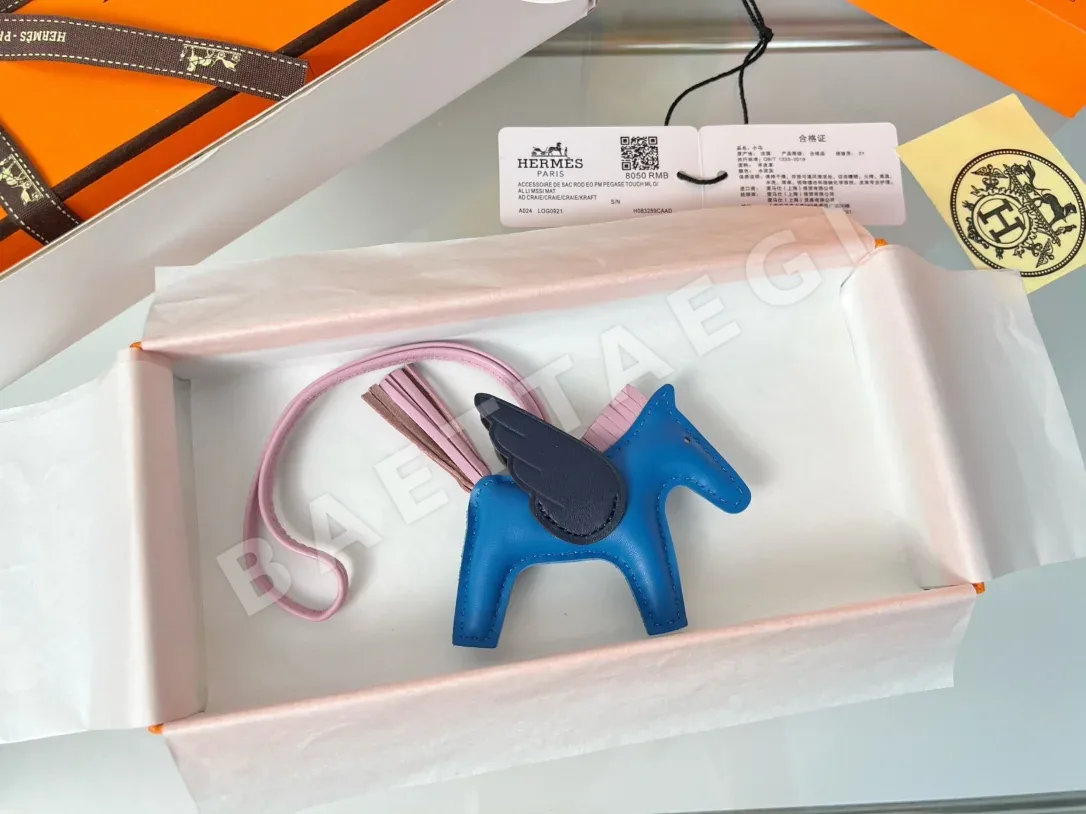 에르메스 페가수스 램스킨 키링 상세 이미지 3