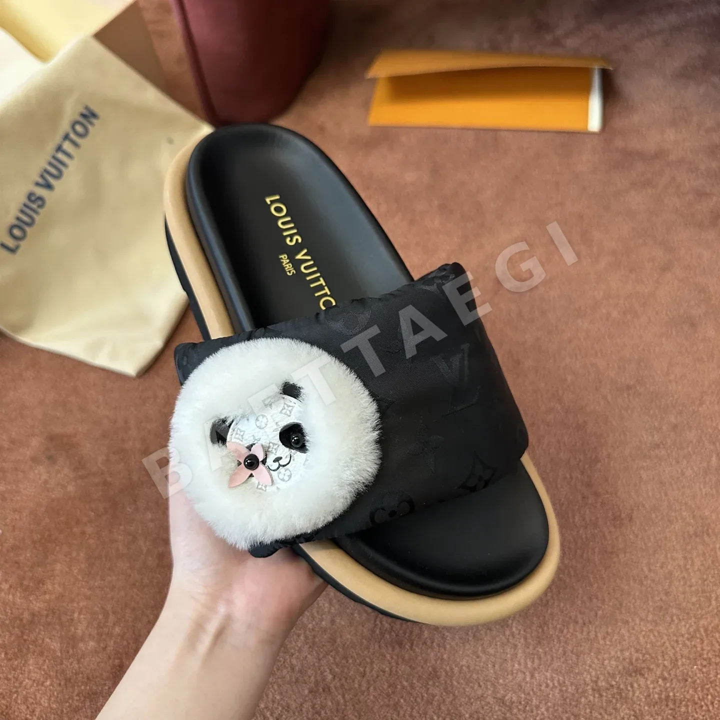 루이비통 벨크로 플랫폼 샌들 상세 이미지 3