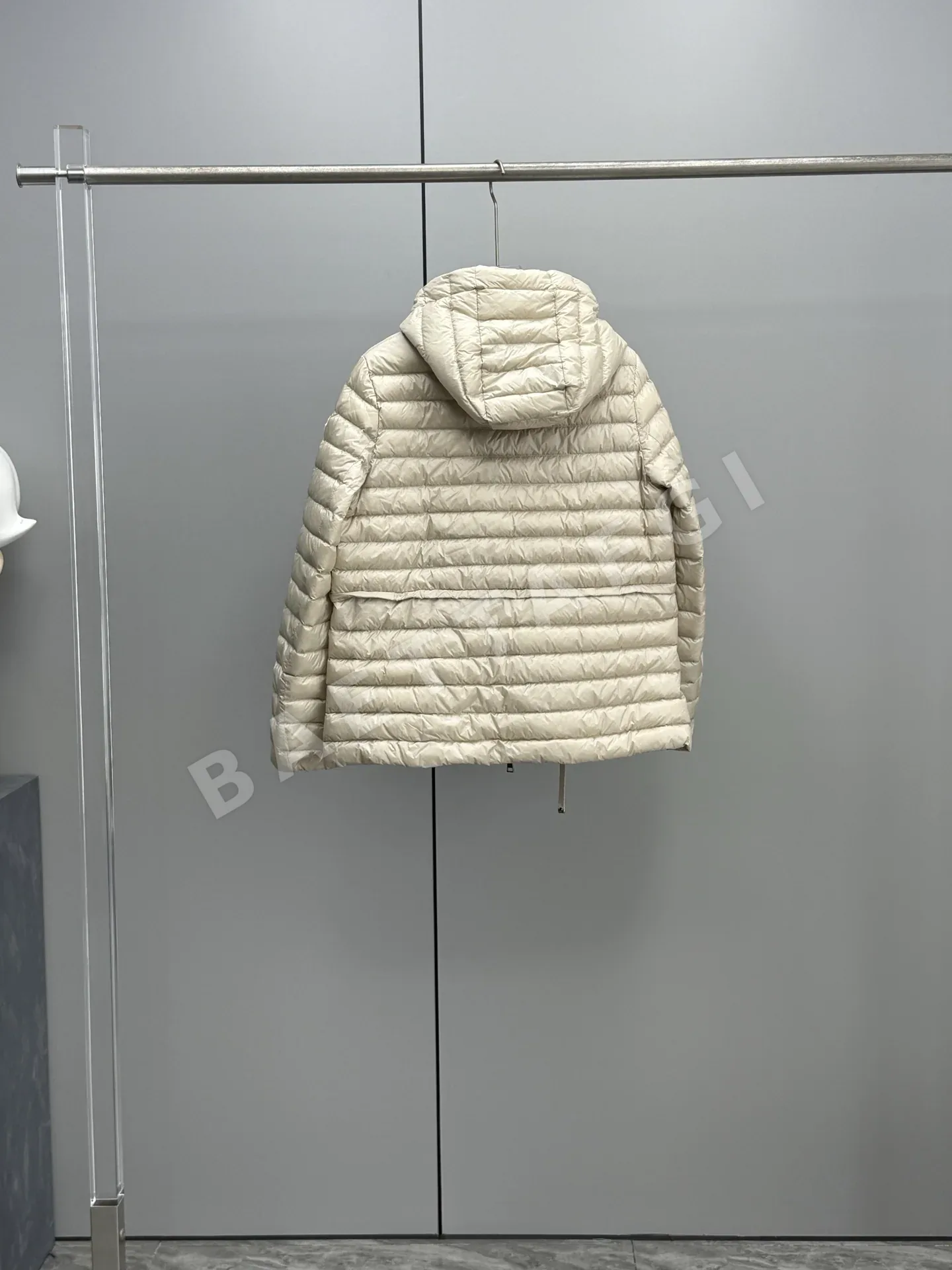 몽클레르 라이어리어텀 후드 남성 경량 패딩 상세 이미지 9