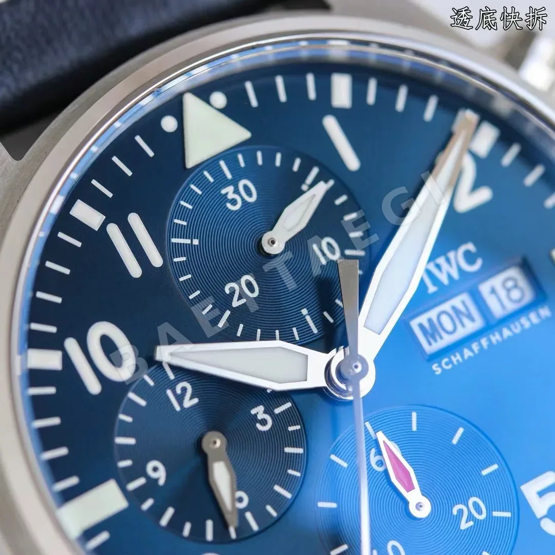 IWC 파일럿 페트로나스 그린 다이얼 시계 상세 이미지 4