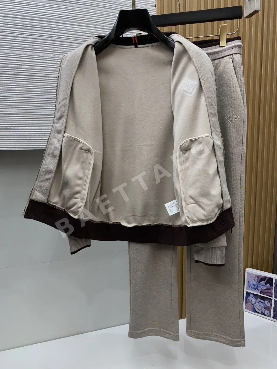 로로피아나 울 혼방 남성 세트 상세 이미지 7