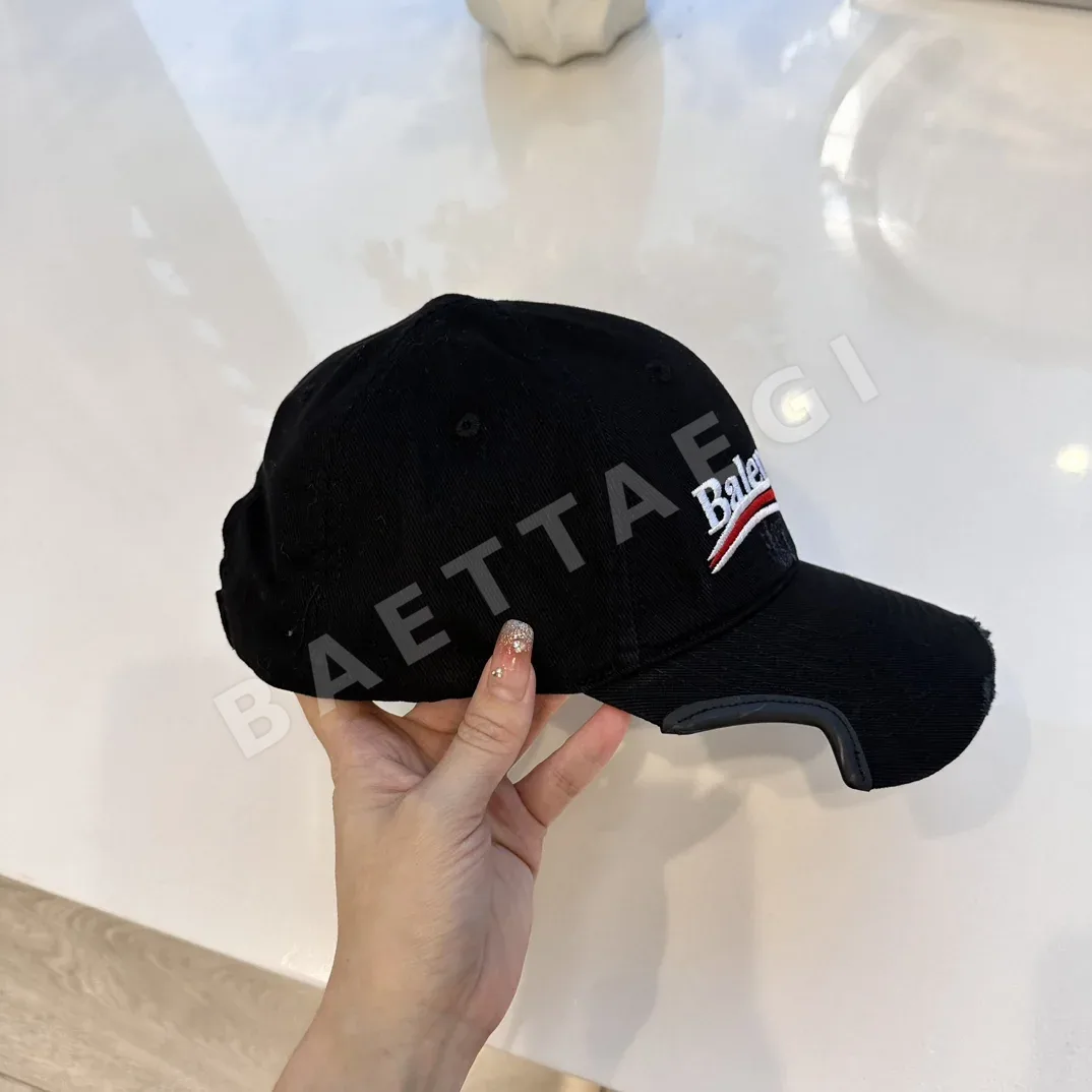 발렌시아가 절개 배색 베이스볼캡 상세 이미지 3