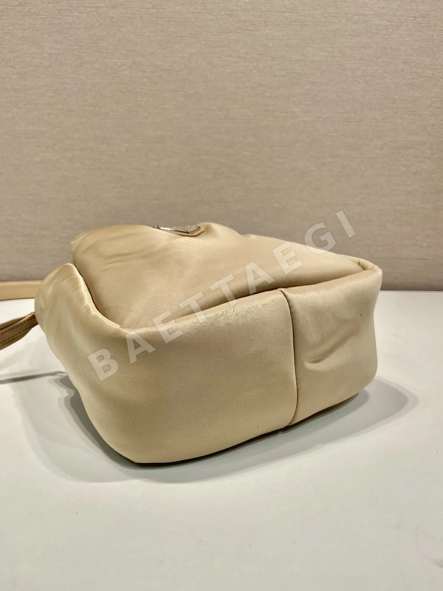 프라다 나일론 미니 토트백 1BA359 상세 이미지 5