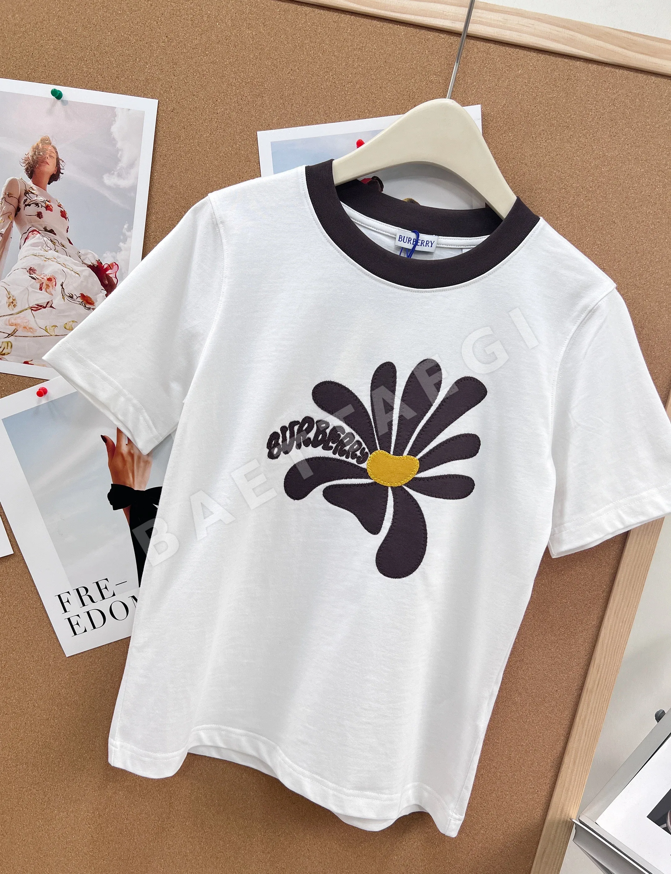 버버리 여성 반팔 상세 이미지 26