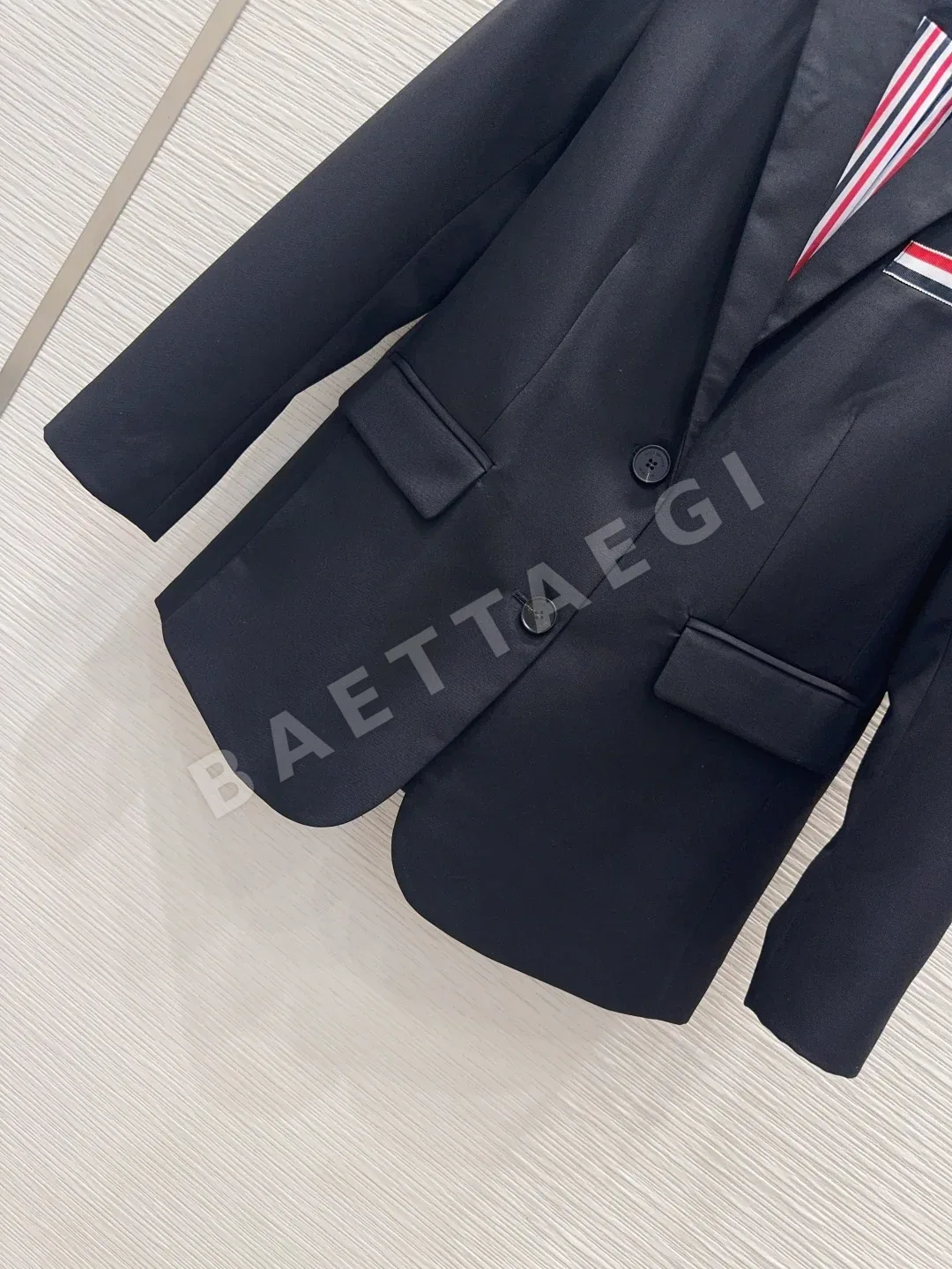 톰브라운 여성 자켓 157137 Thom Browne Jacket 상세 이미지 4
