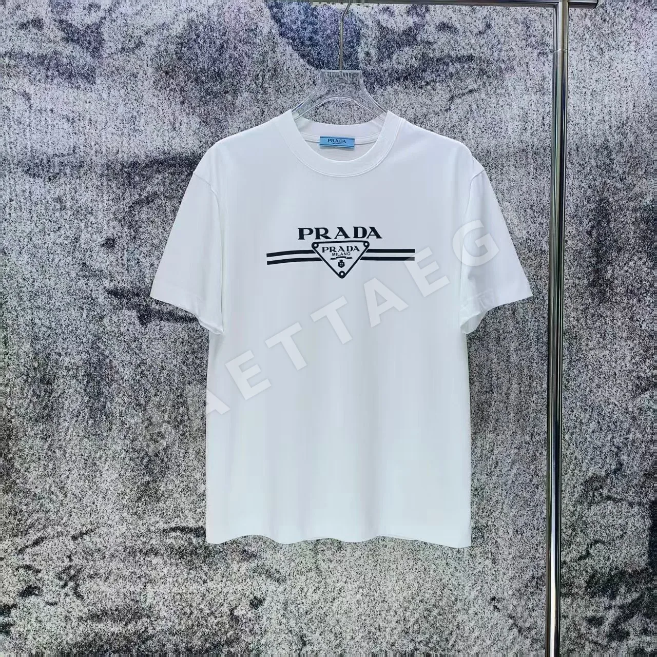 프라다 프린트 로고 여성 반팔 티셔츠 88825