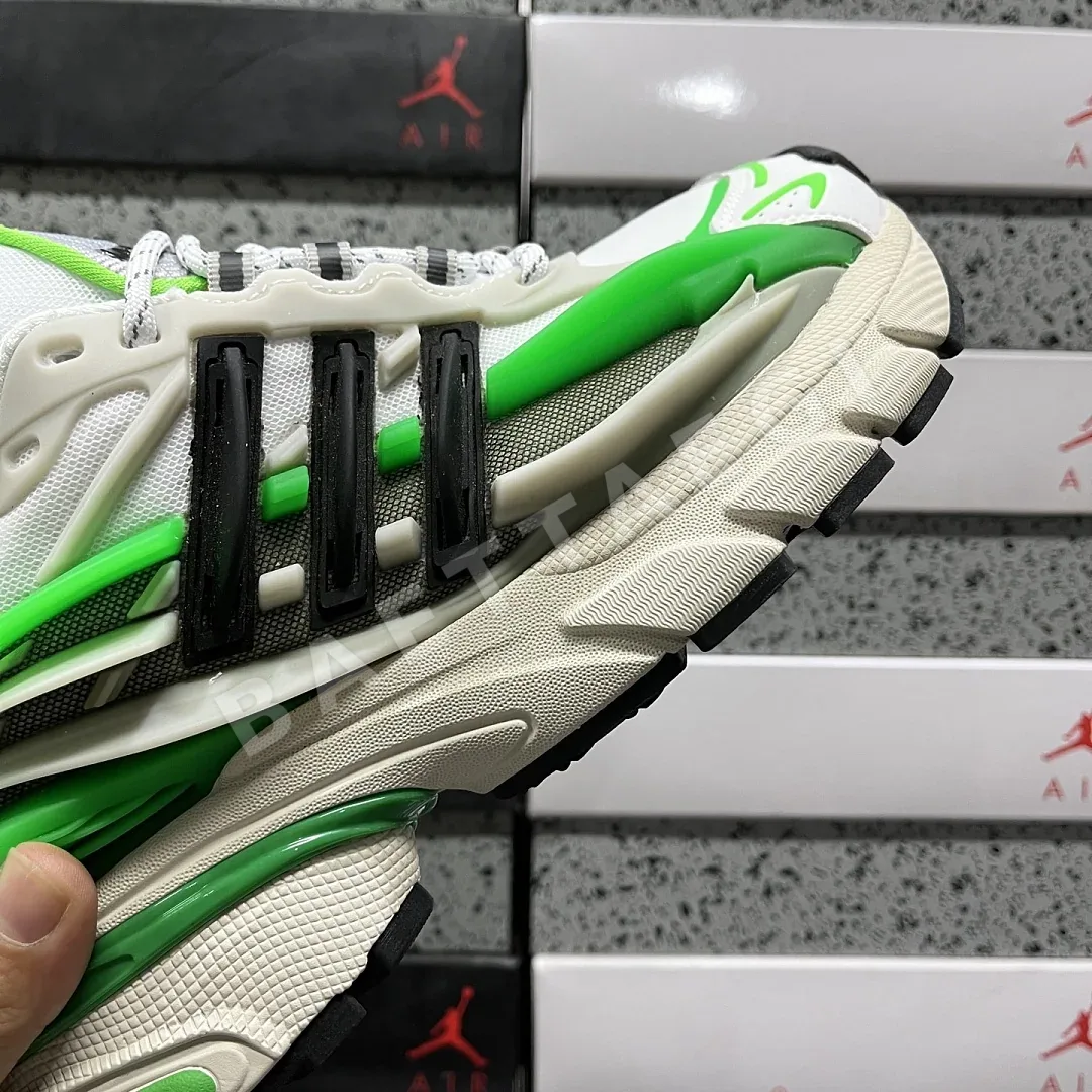 아디다스 [EG] 아디스타 젤리피쉬 JP9260 200715 Adidas Adistar Jellyfish Pharrell Williams 상세 이미지 4