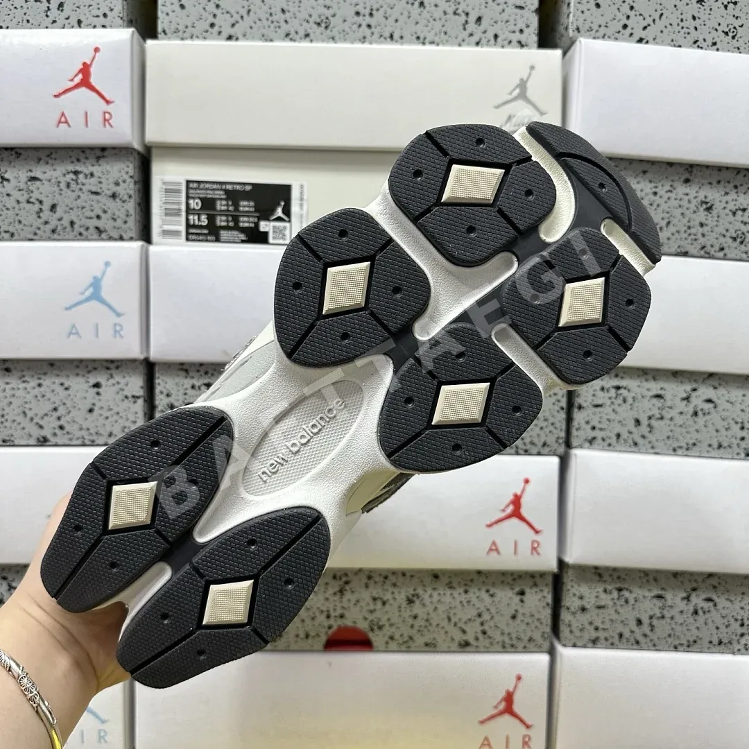 뉴발란스 [C] 9060 U9060NTA 202207 New Balance 9060 상세 이미지 8