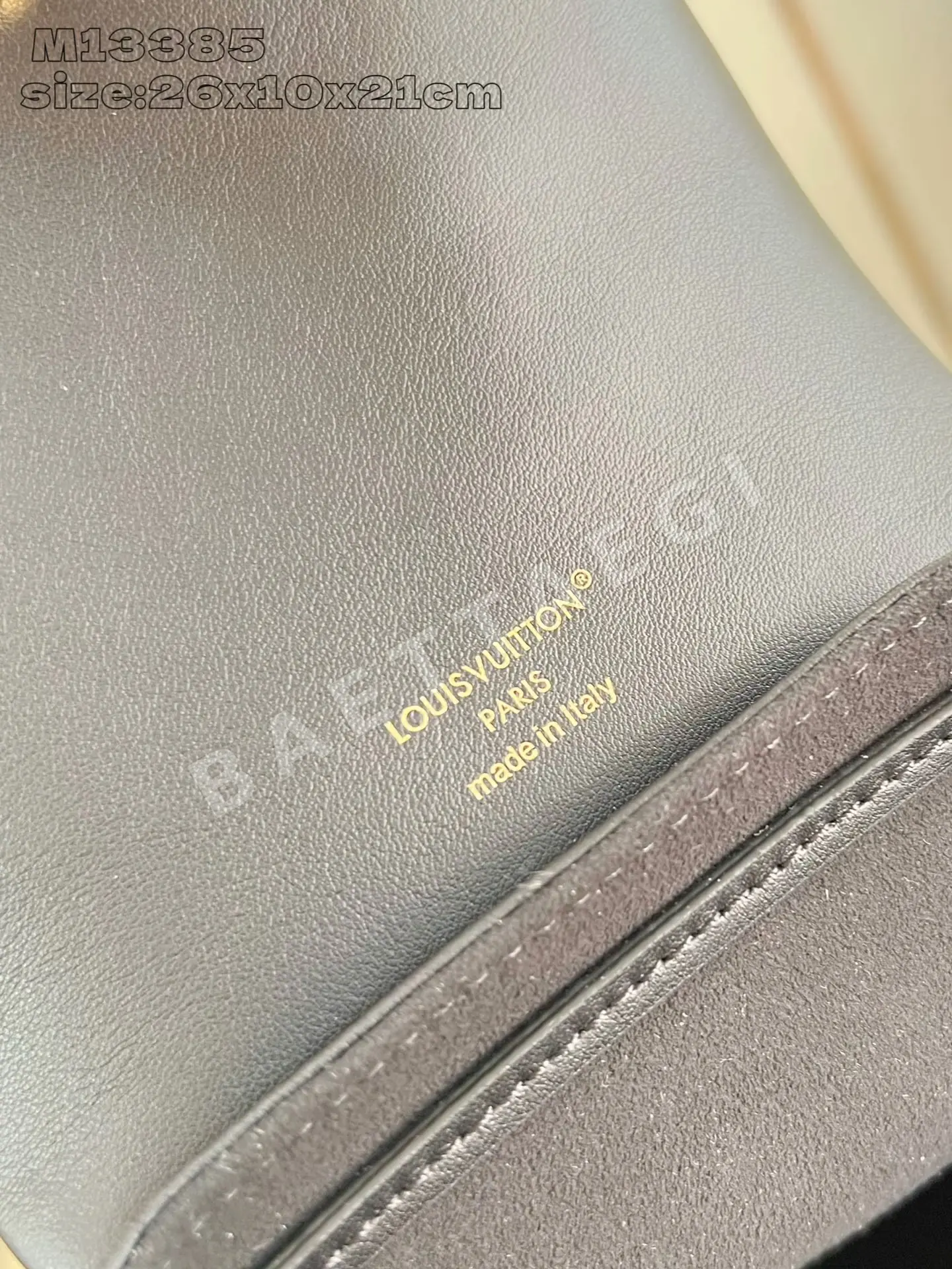 루이비통 블랙 커즌 스몰 백팩 M13385 상세 이미지 9