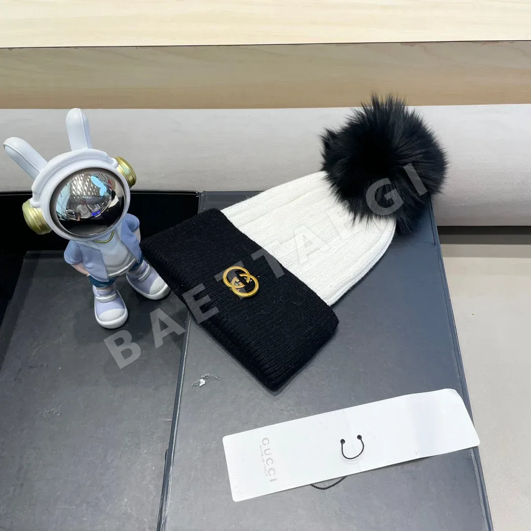 구찌 래빗울 폭스퍼 방울 니트 모자 상세 이미지 2