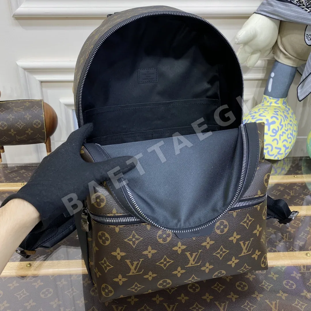 루이비통 디스커버리 백팩 M22558 상세 이미지 9