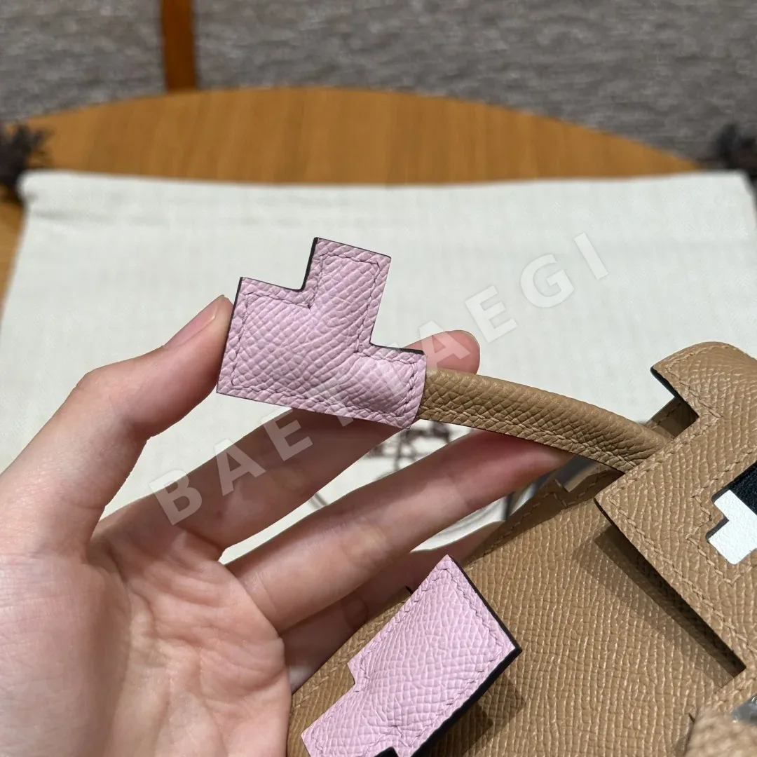에르메스 켈리돌 백 밀크티 실버 하드웨어 가방 상세 이미지 4