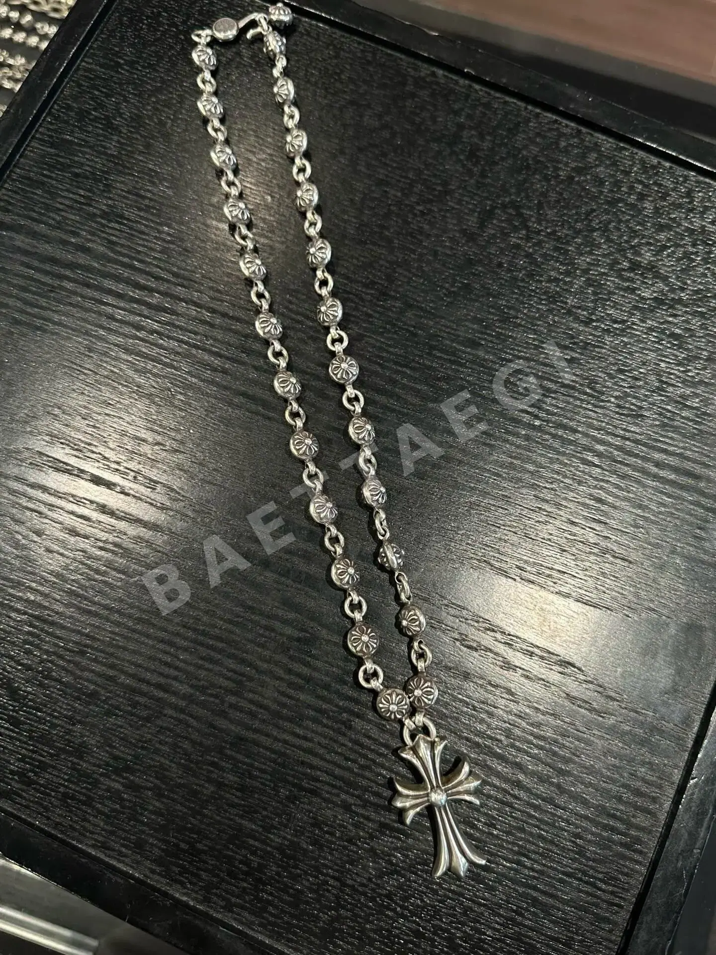 크롬하츠 크로스 플라워 구체 목걸이 107468