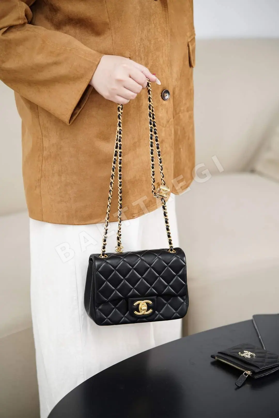 샤넬 블랙 퀼팅 체인 숄더백 상세 이미지 3