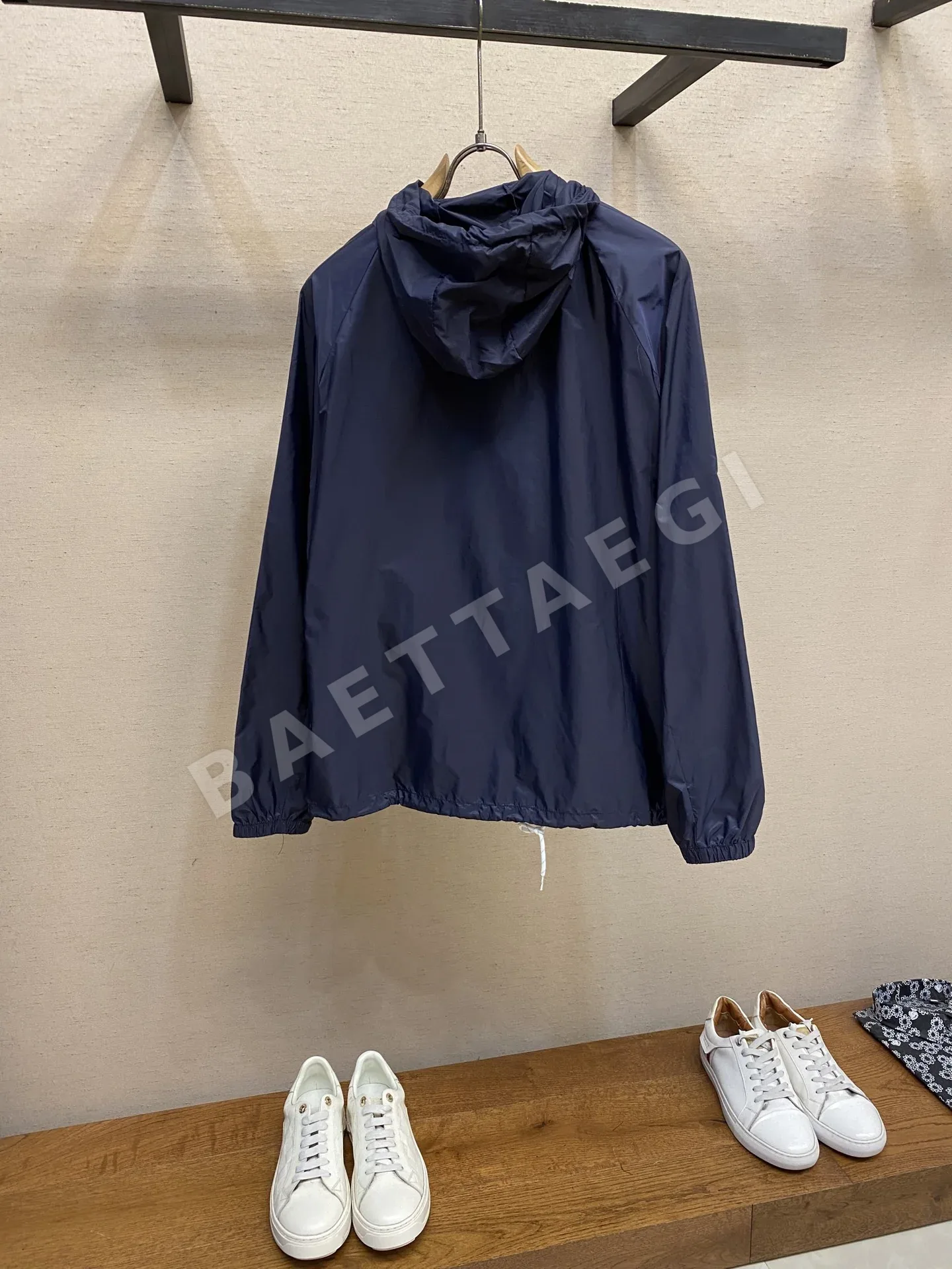 프라다 리사이클 나일론 남성 자켓 상세 이미지 2
