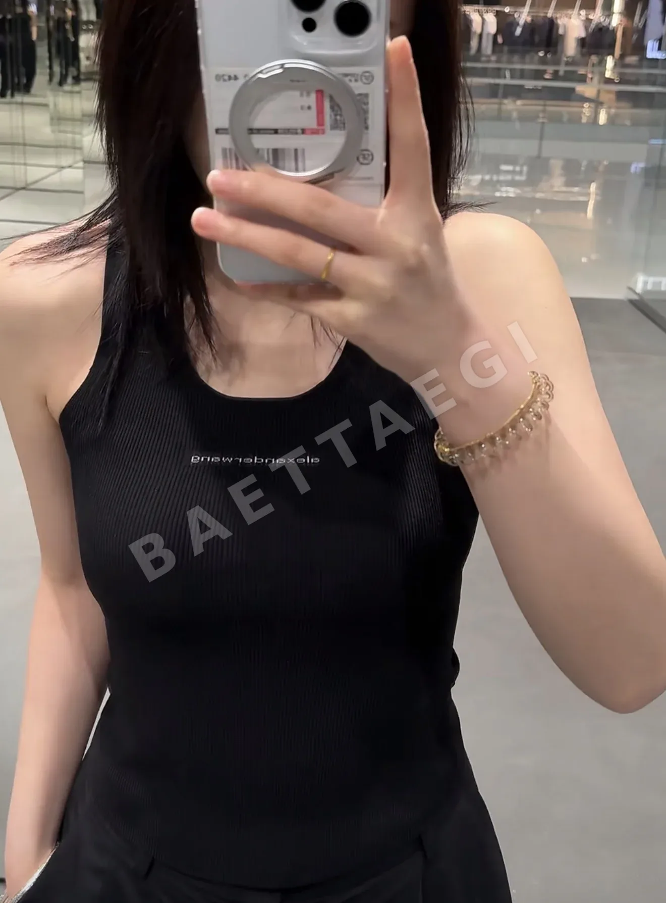 알렉산더왕 여성 슬림핏 U넥 반팔 티셔츠 상세 이미지 5