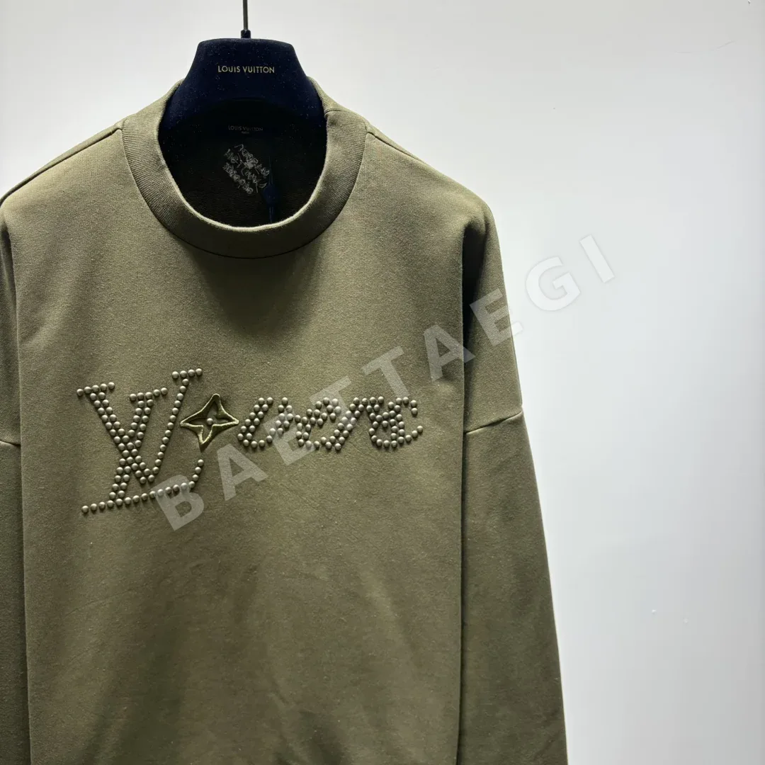루이비통 LV 러버스 스터드 코튼 긴팔 스웨터 상세 이미지 3