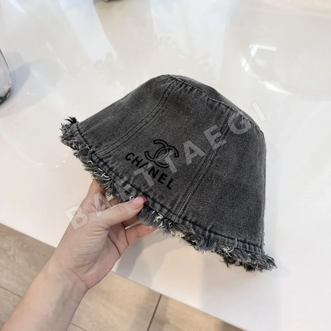샤넬 워시드 데님 프린지 버킷햇 상세 이미지 7