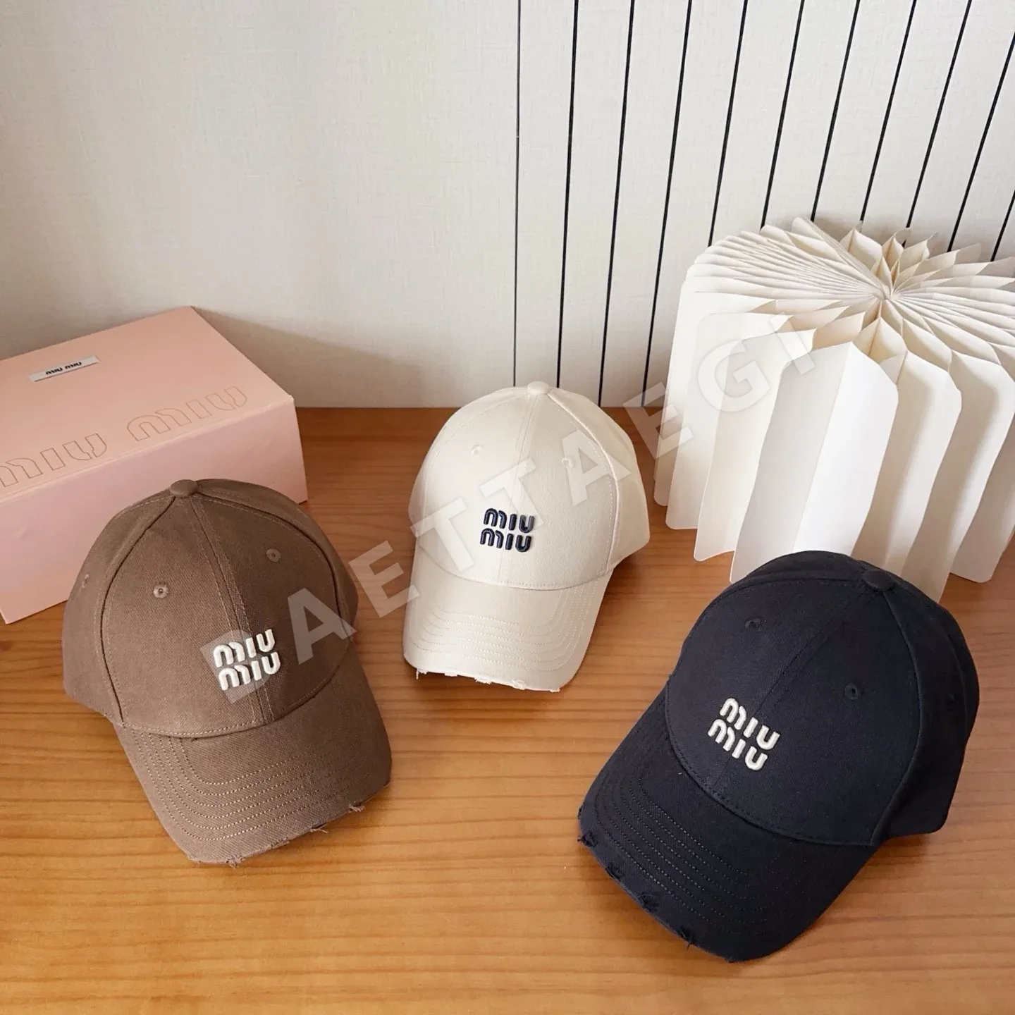 미우미우 자수 베이스볼 캡 상세 이미지 9