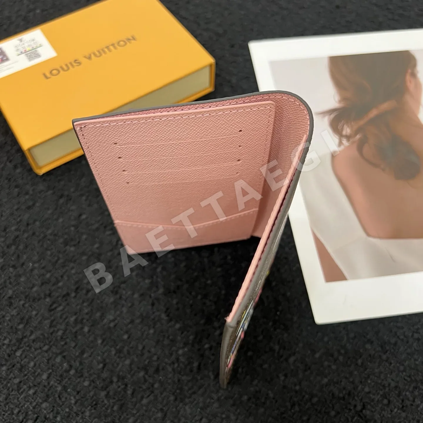 루이비통 다미에 그라피트 패스포트 홀더 지갑 상세 이미지 5