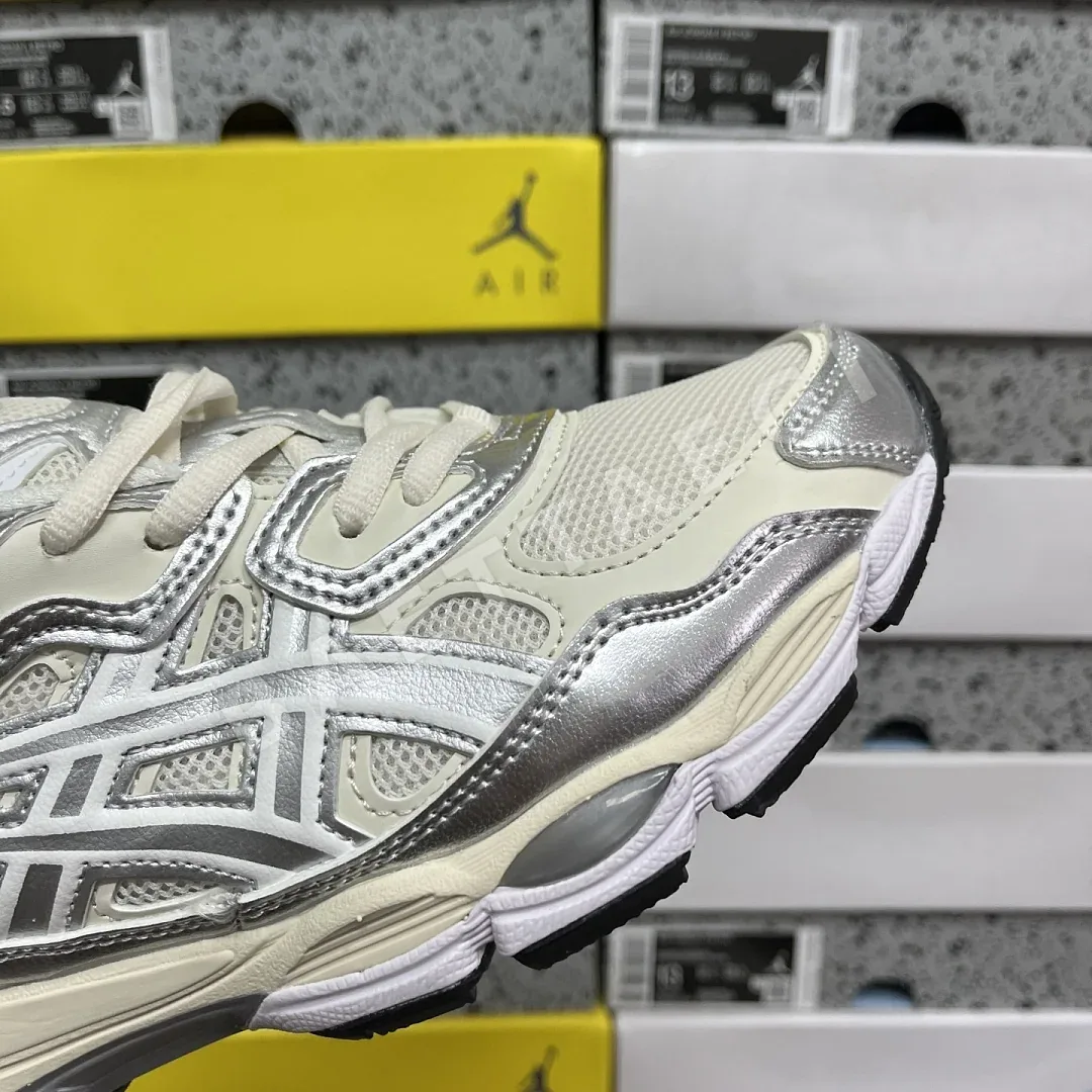 아식스 [M] 젤 NYC 1203A805-101 200492 Asics Gel-NYC Cream Pure Silver 상세 이미지 8