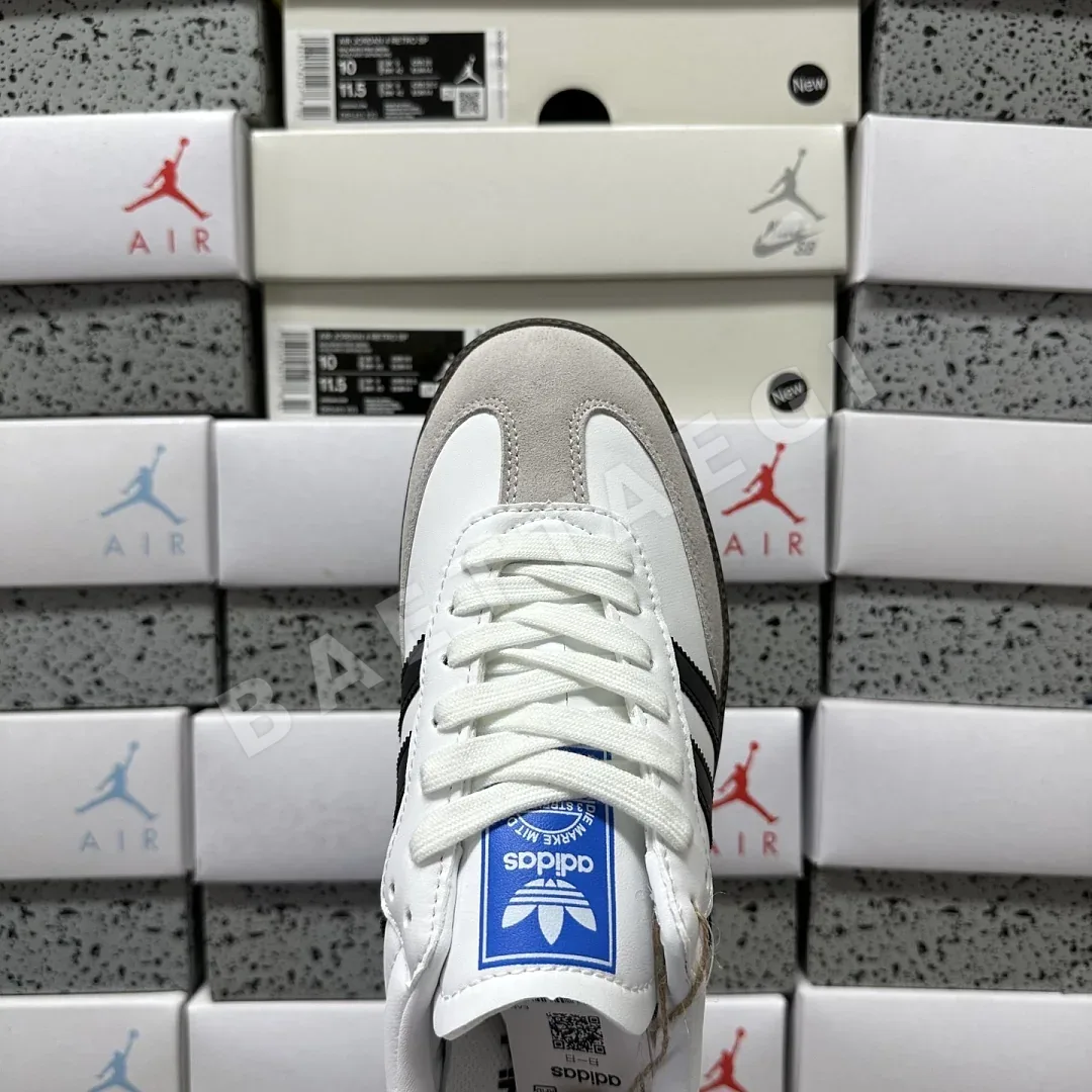 아디다스 [WZ] 삼바 OG B75806 200694 Adidas Samba OG Cloud White Core Black 상세 이미지 9
